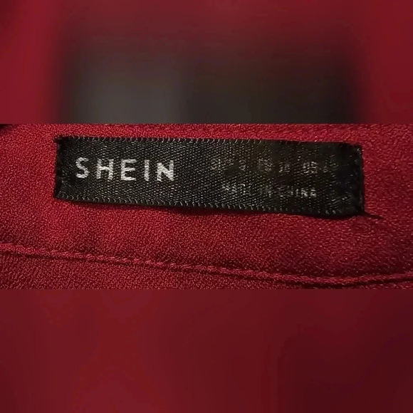 ☆☆SALE☆☆ Shein, Size S, Red Wine Sleeveless Top - Picture 2 of 2